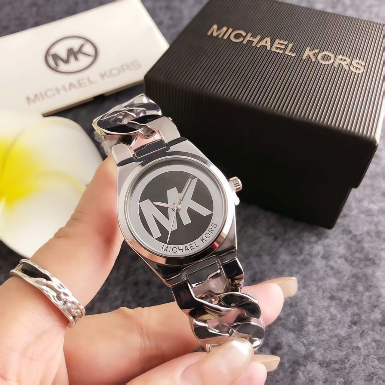 Michael Kors Fashion Women's W - đánh giá và giá Luxury Bags Michael Kors
