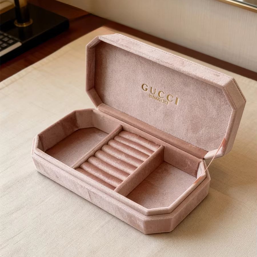 Gucci Gucci’s bag Light Pink V - đánh giá và giá Luxury Beach Bags Ysl