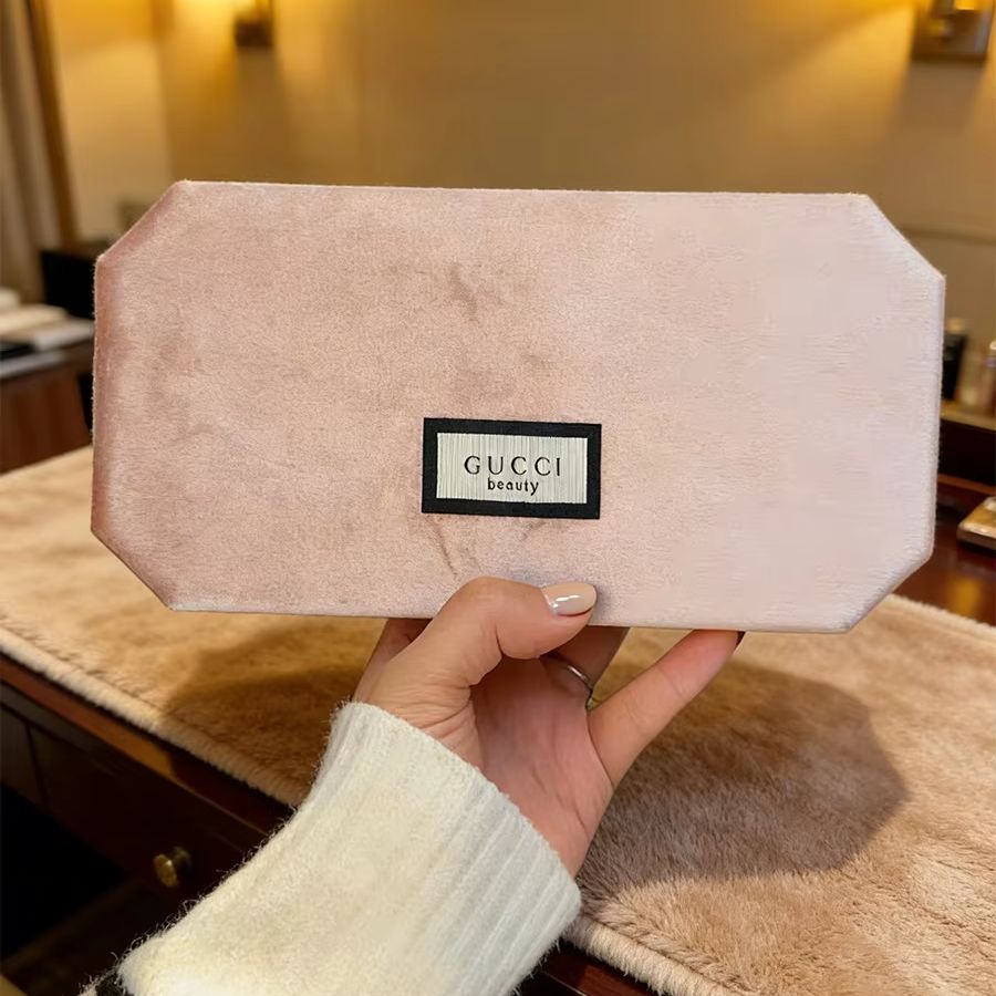 Gucci Gucci’s bag Light Pink V - đánh giá và giá Luxury Beach Bags Ysl