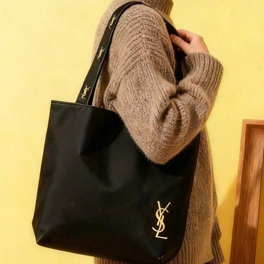Yves Saint Laurent YSL’s Bag M - đánh giá và giá Luxury Beach Bags Ysl